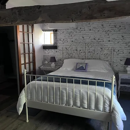 Bed and Breakfast Tess 4*