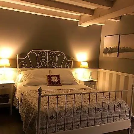 Tess Bed & Breakfast Brie-sous-Mortagne