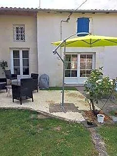 Tess Bed & Breakfast 3*